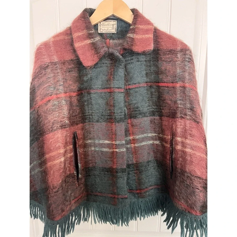 Andrew Stewart‎ Vintage Cape Poncho in Wool & Mohair Woven in Scotland Plaid 319